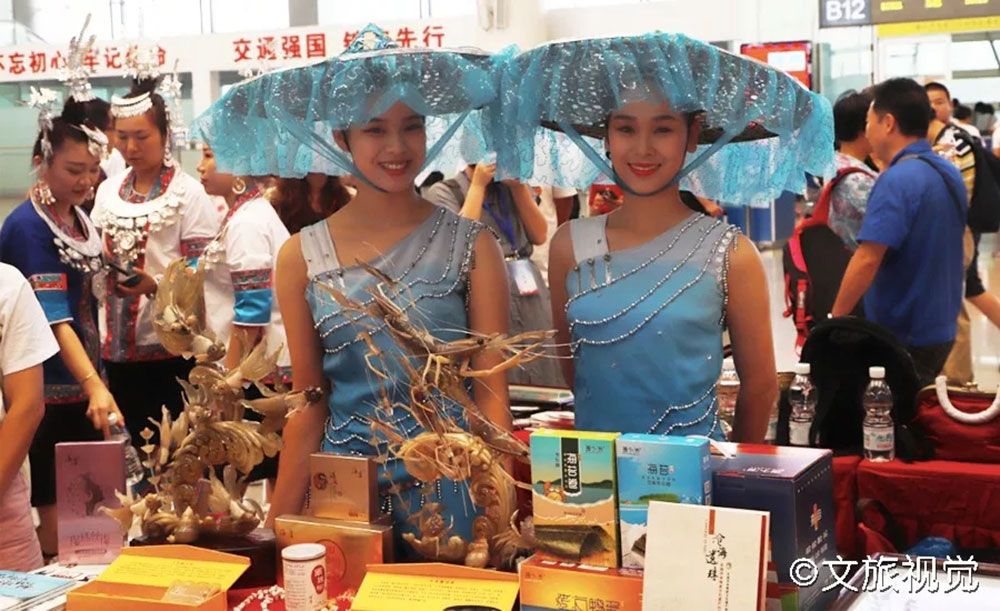 搭乘首發(fā)高鐵，海真珠珍珠粉抵達東方明珠